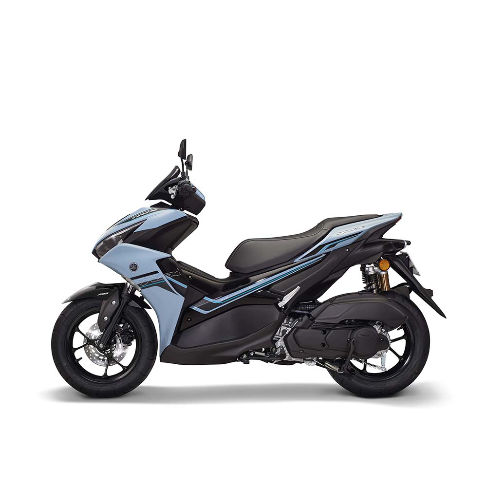 YAMAHA NVX SP(CYAN) - Image 2