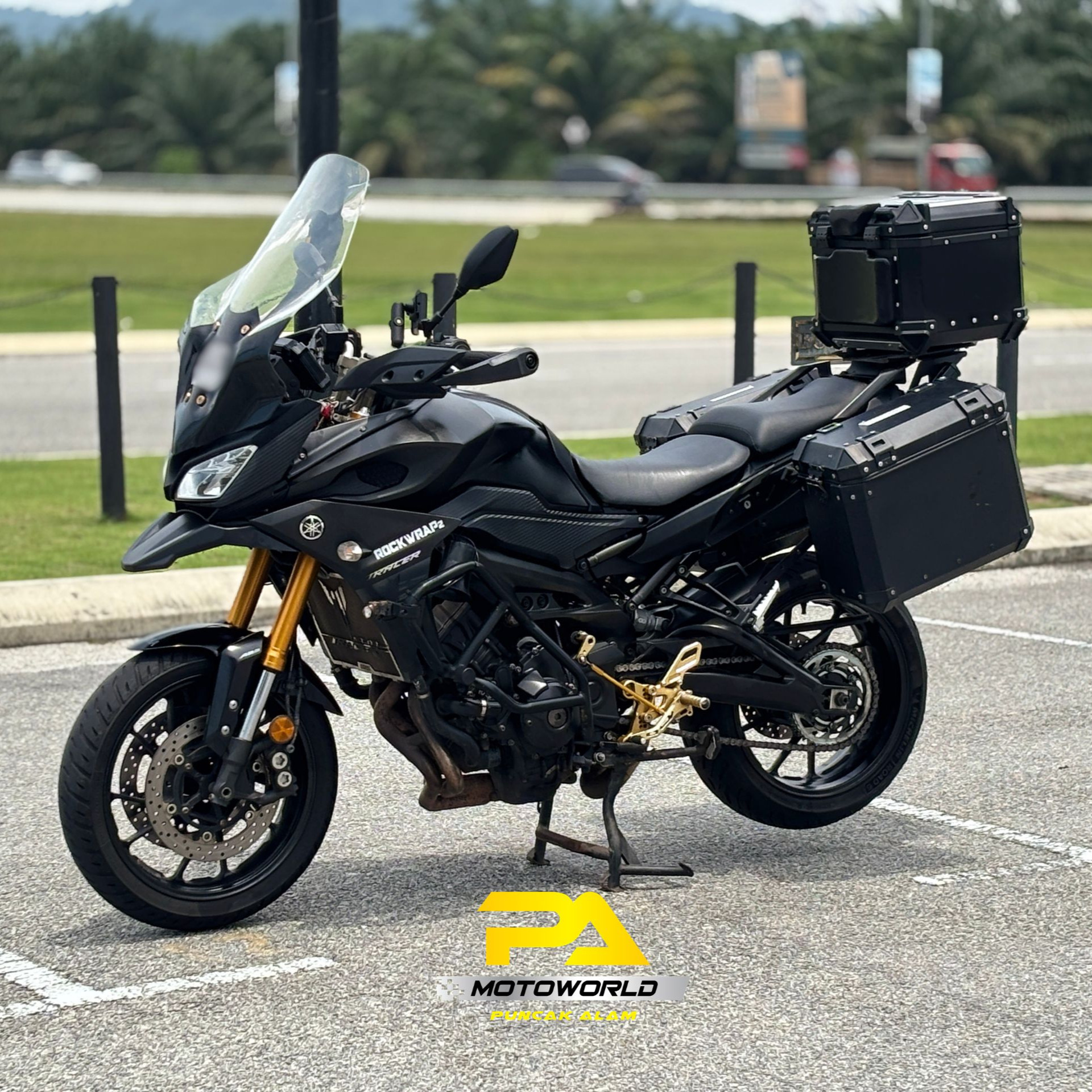 YAMAHA MT09 TRACER