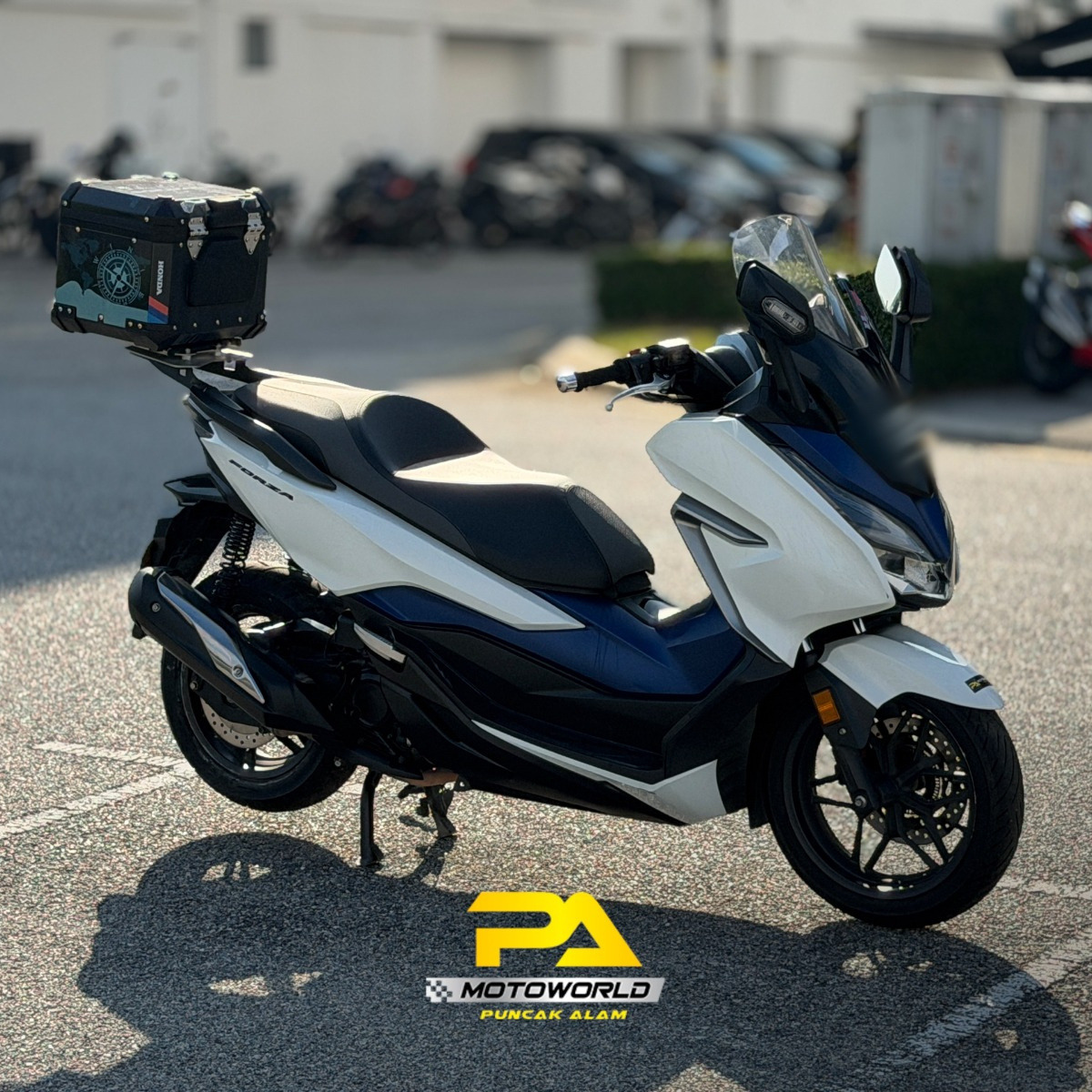 HONDA FORZA 300 - Image 4