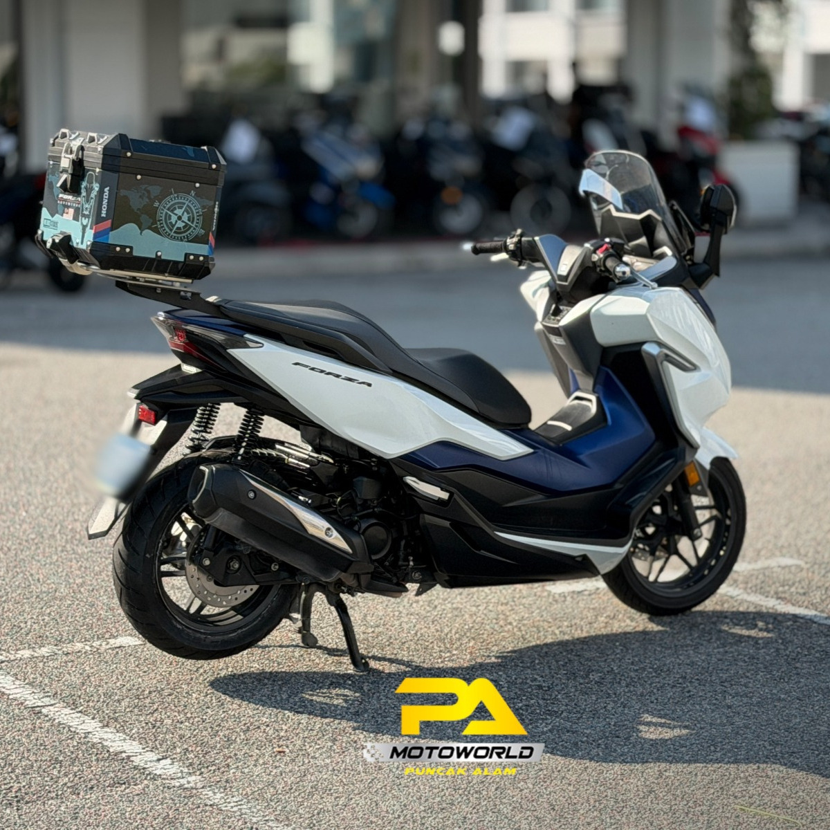 HONDA FORZA 300 - Image 2