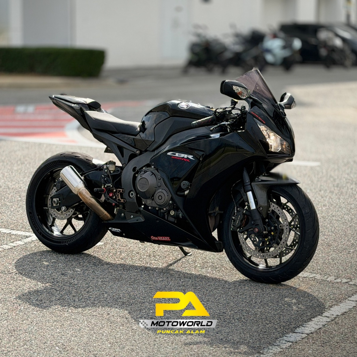 HONDA CBR1000RR - Image 3