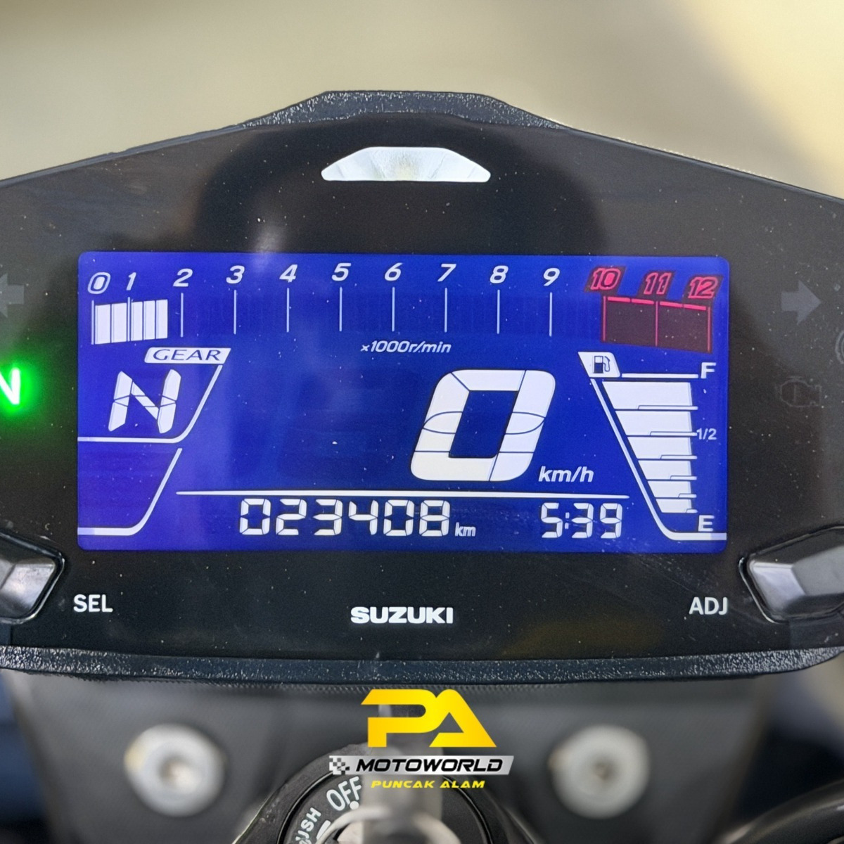 SUZUKI GIXXER 250 - Image 5