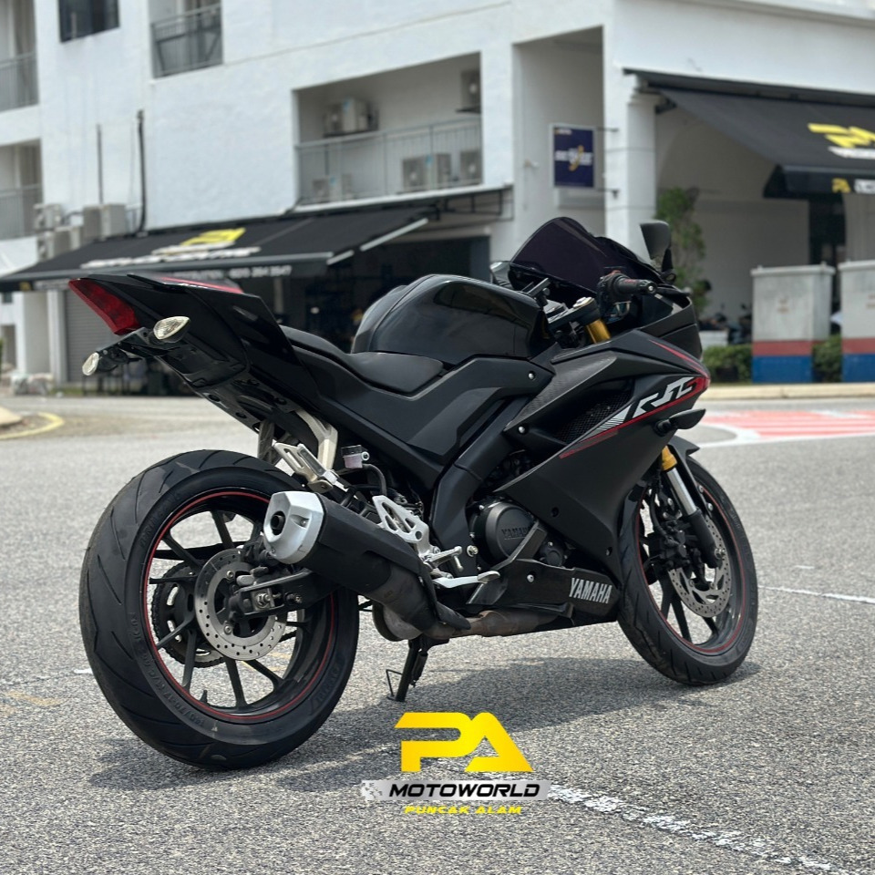 YAMAHA YZF-R15 - Image 2