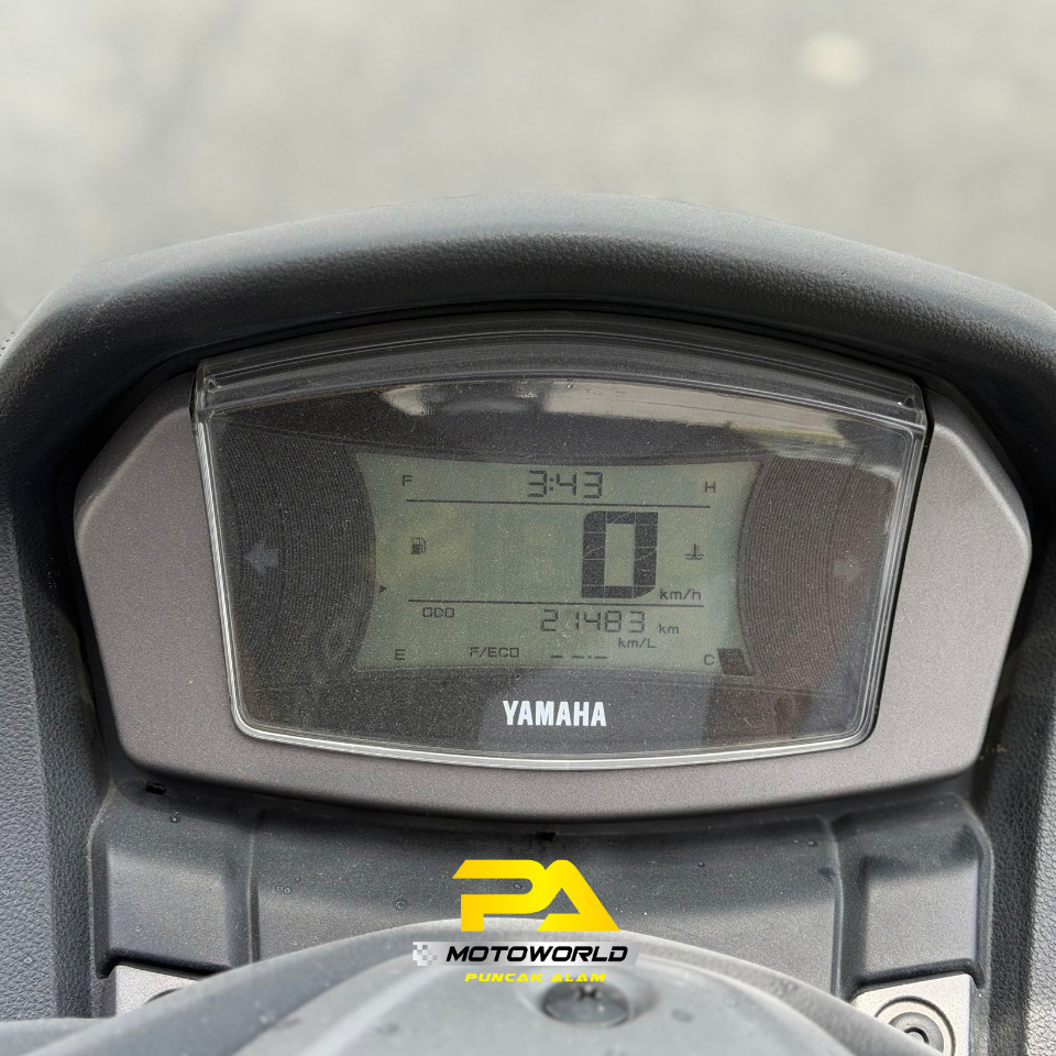 YAMAHA NMAX - Image 5