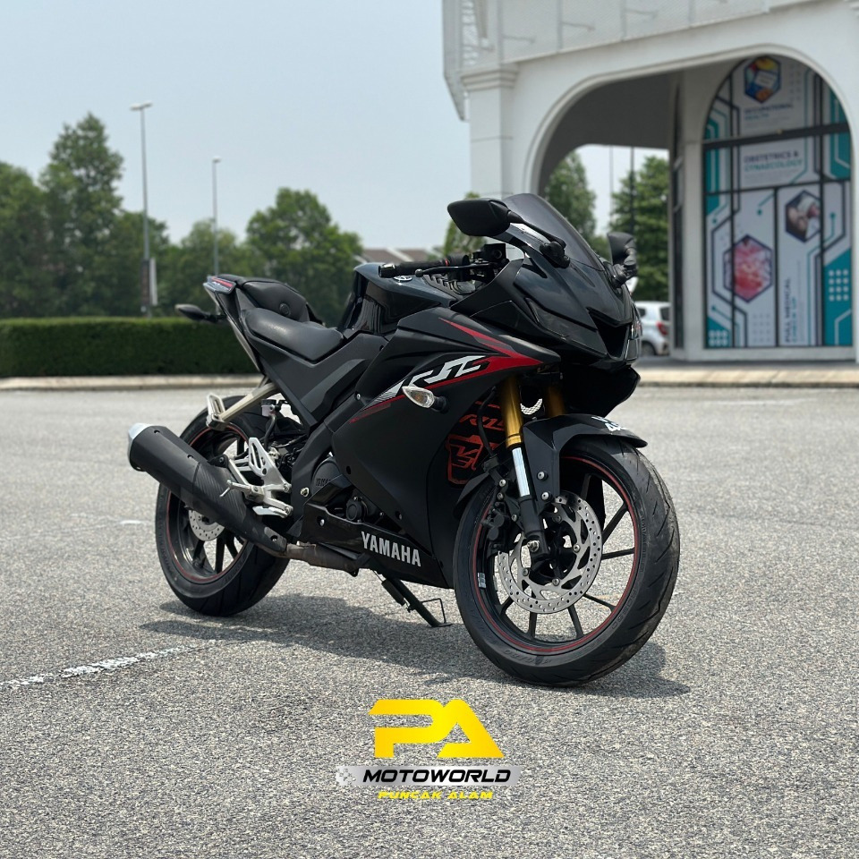 YAMAHA YZF-R15 - Image 3