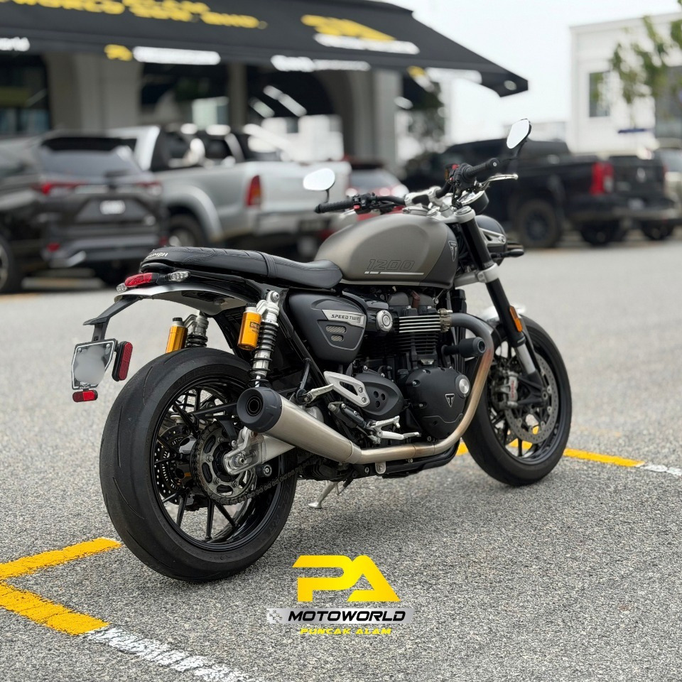 TRIUMPH THRUXTON A2 - Image 2