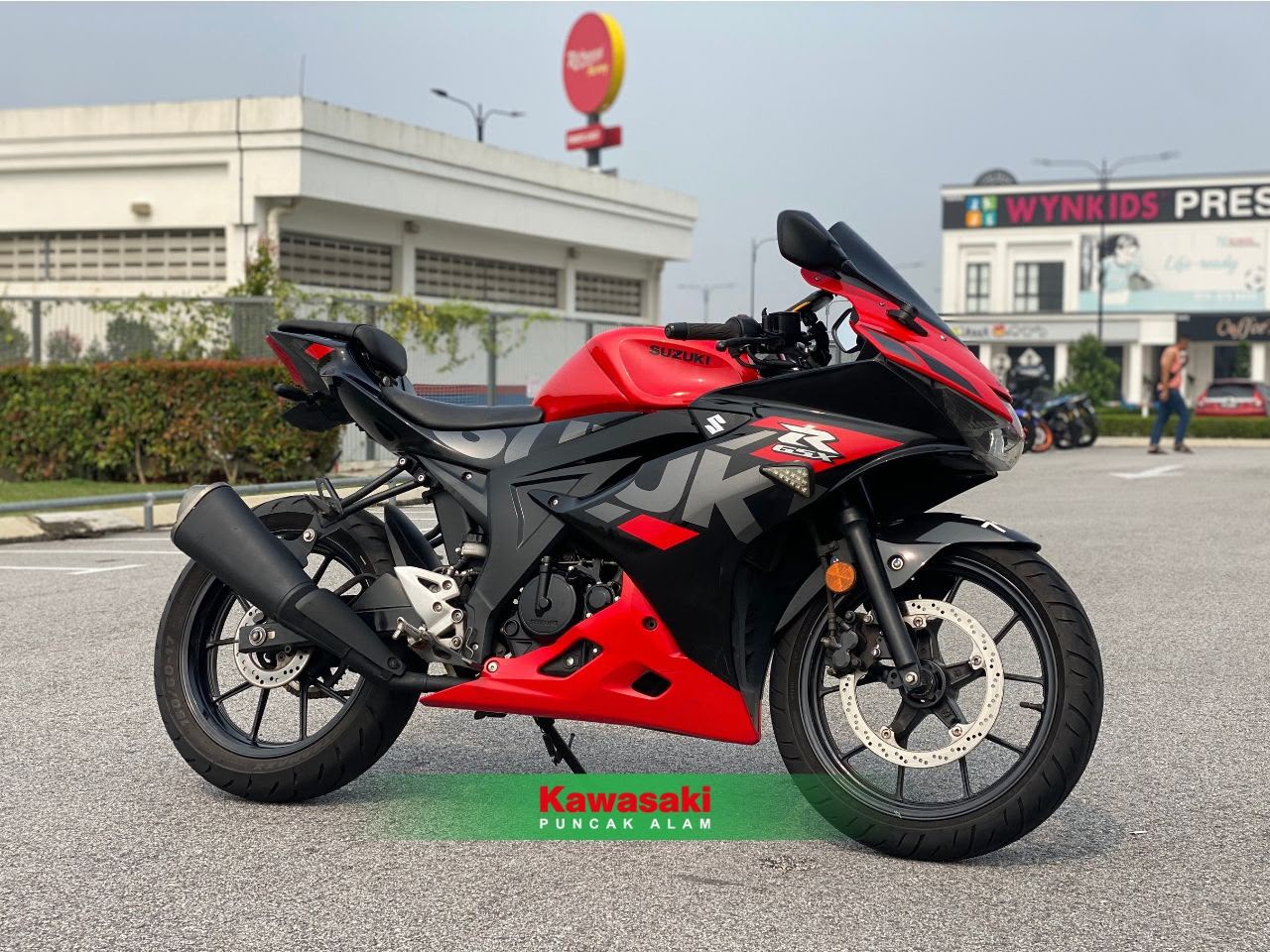 SUZUKI GSX-R150 - Image 2